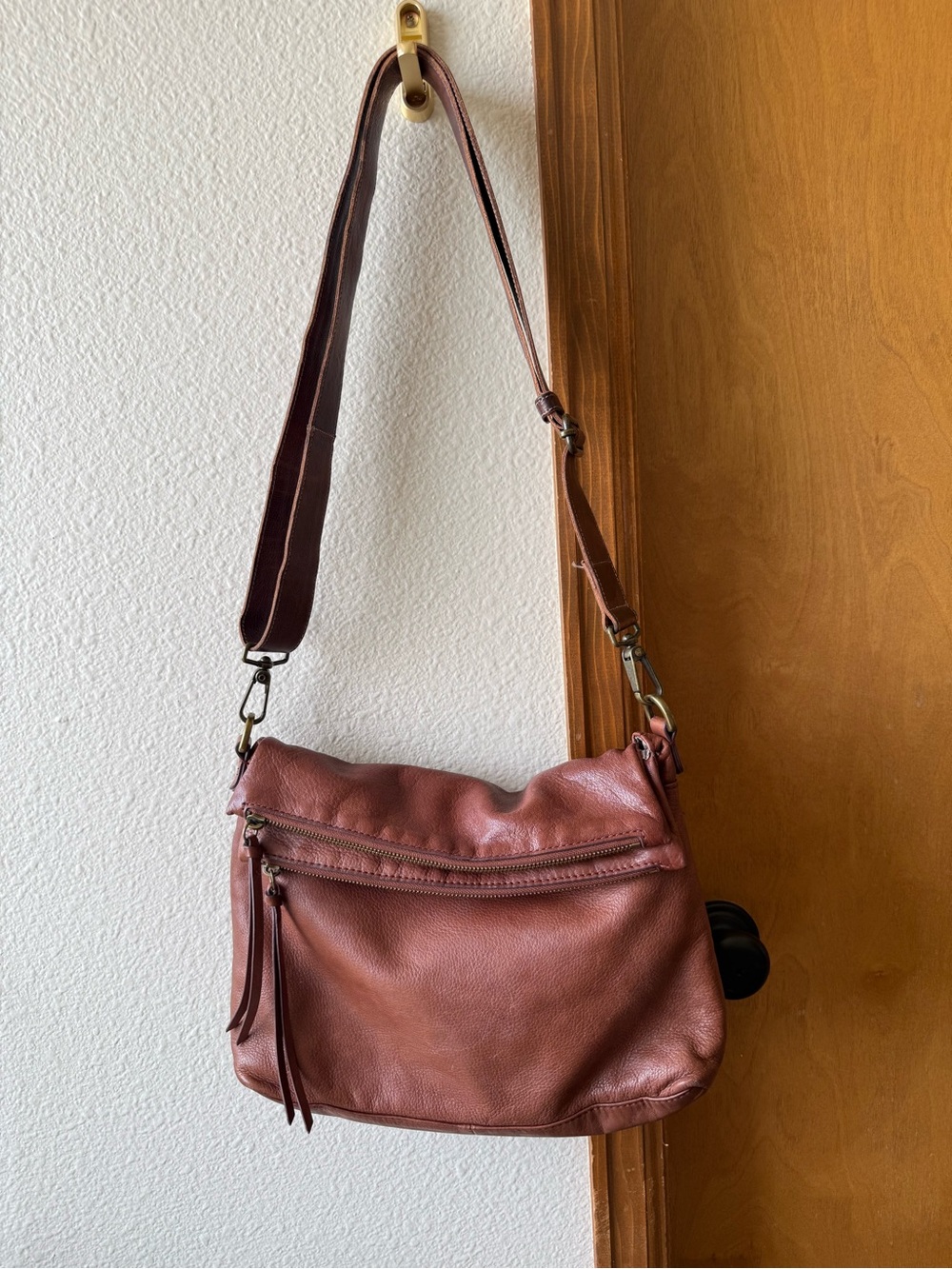 Margot New York Leather Crossbody Bag in Brown